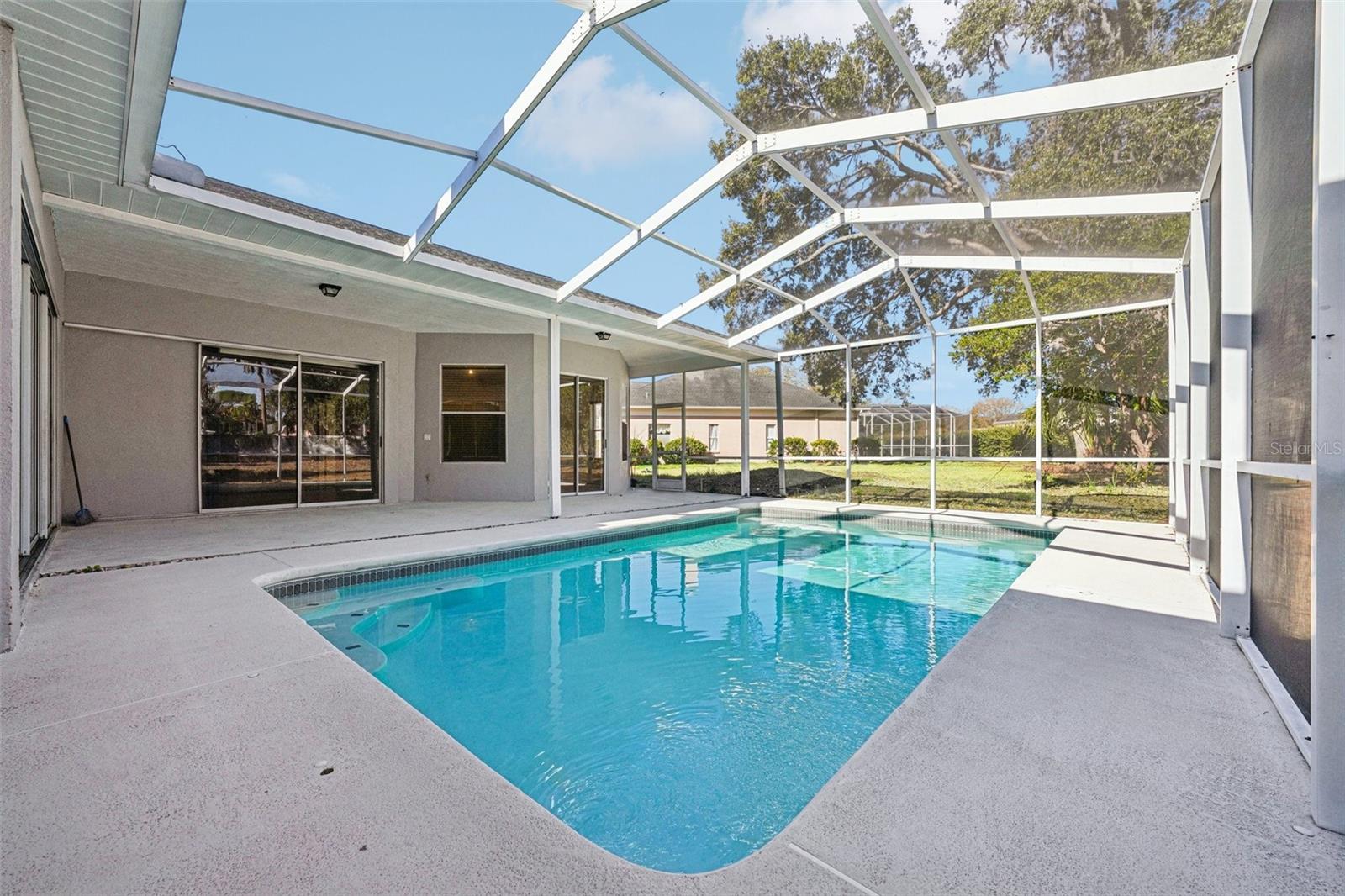 918 Academy Drive, FL