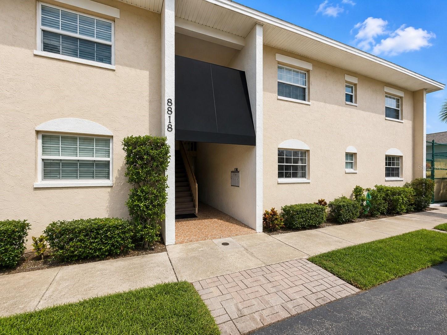 8818 Bay Pointe Drive, FL
