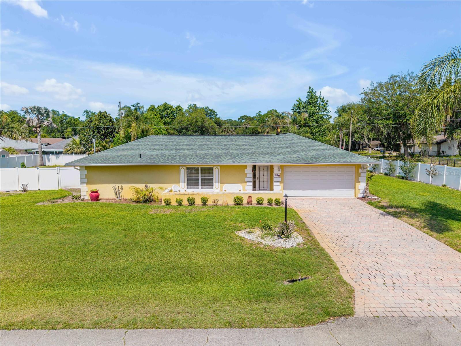 1529 Sabal Palm Drive, FL