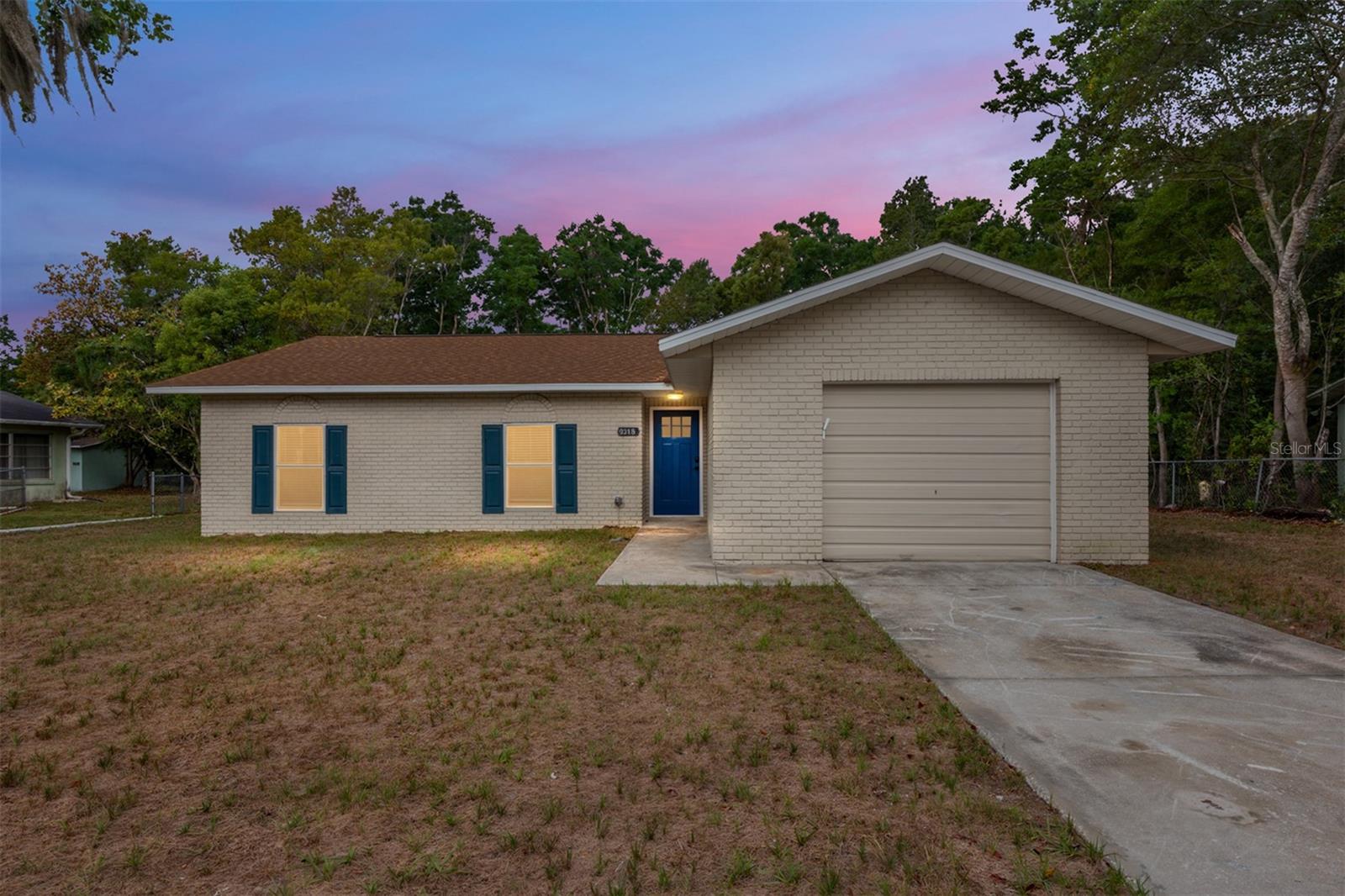 9318 Maricamp Road, FL