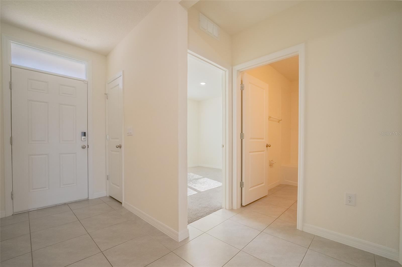 8318 Claw Glades Loop, FL