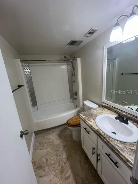56 Club House Drive, FL