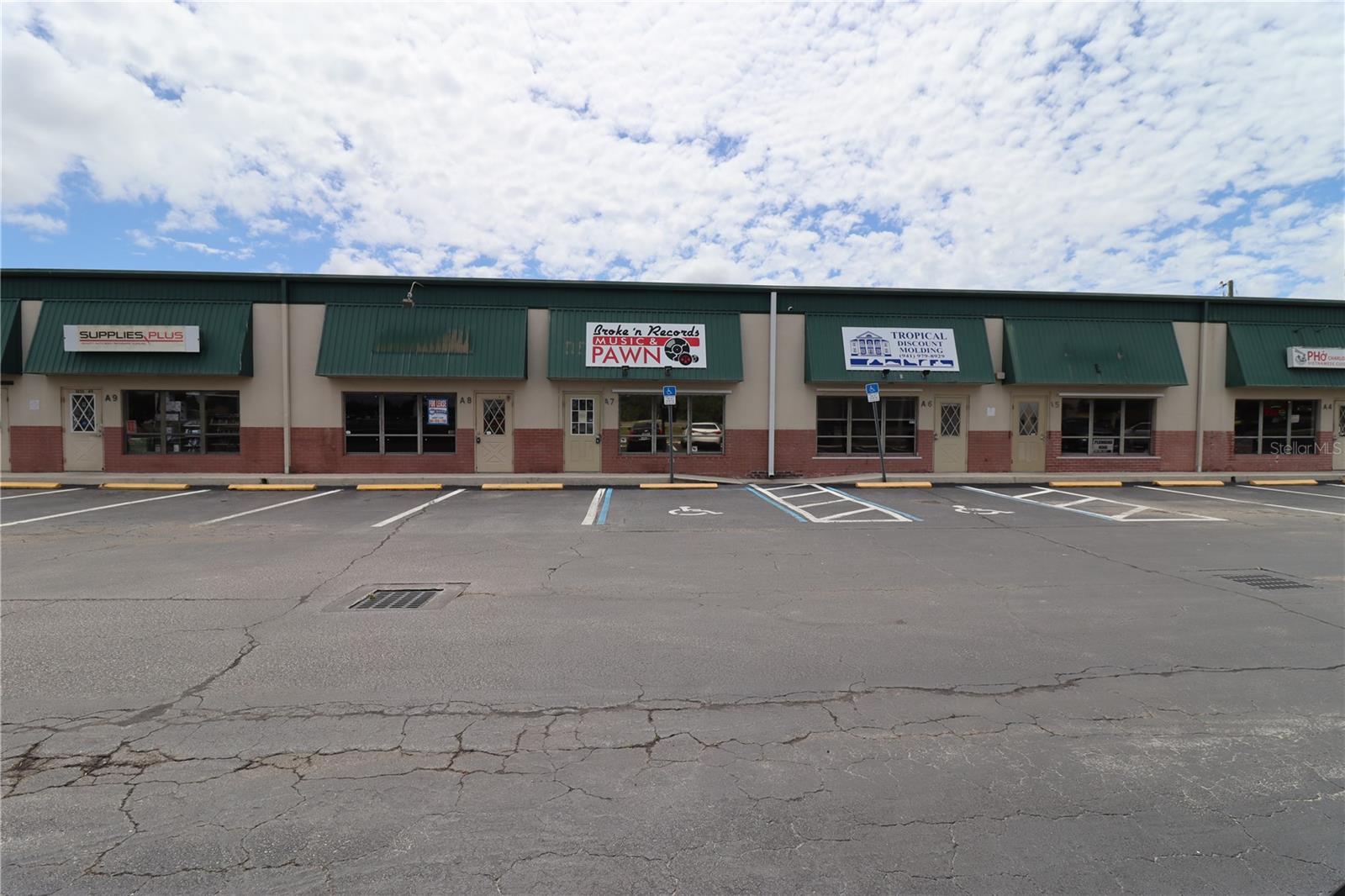 1225 Tamiami Trail, FL