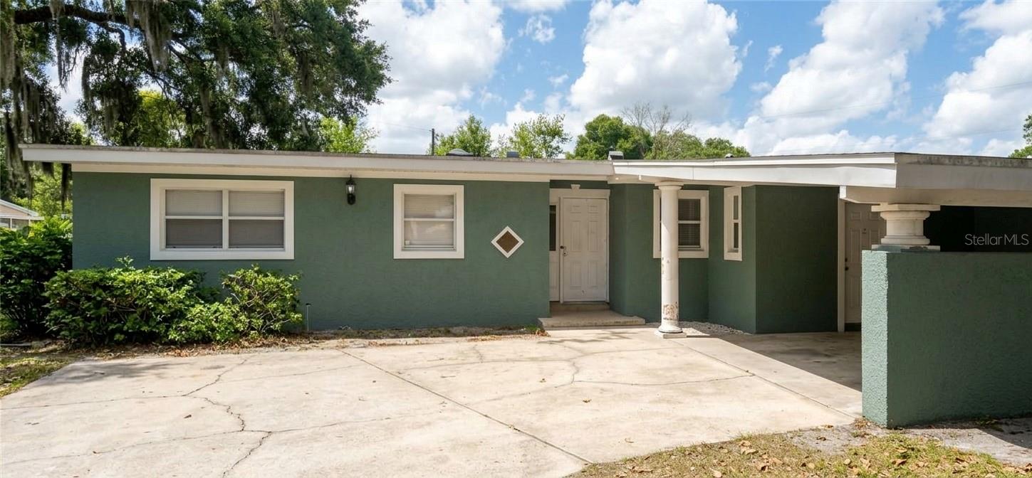 6102 Oakcrest Circle, FL