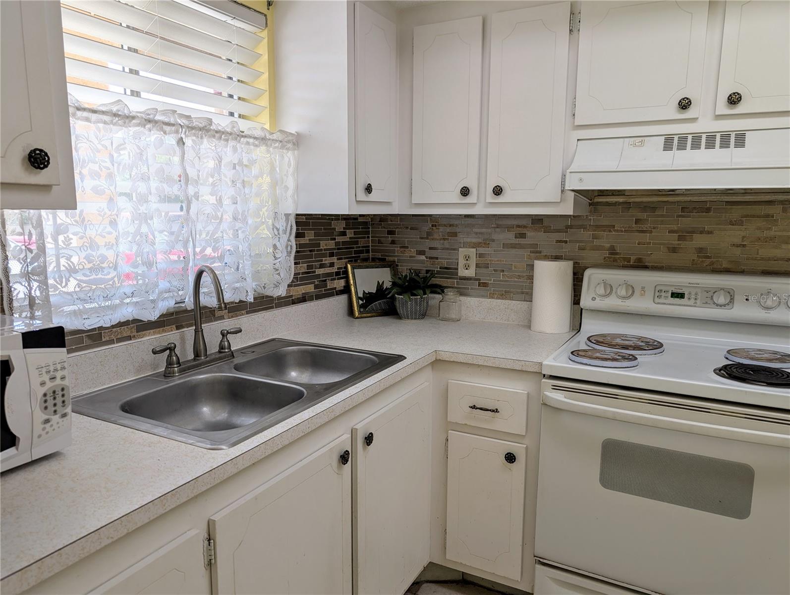 4111 Heron Way, FL