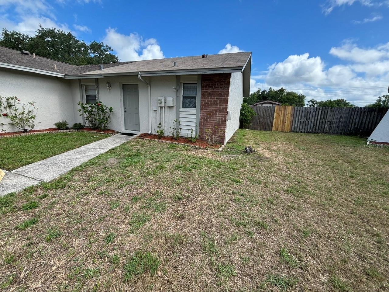 5109 Lawnton Court, FL