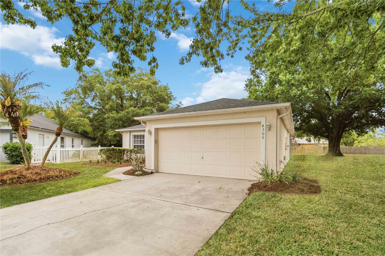 4306 Pebblestone Court, FL