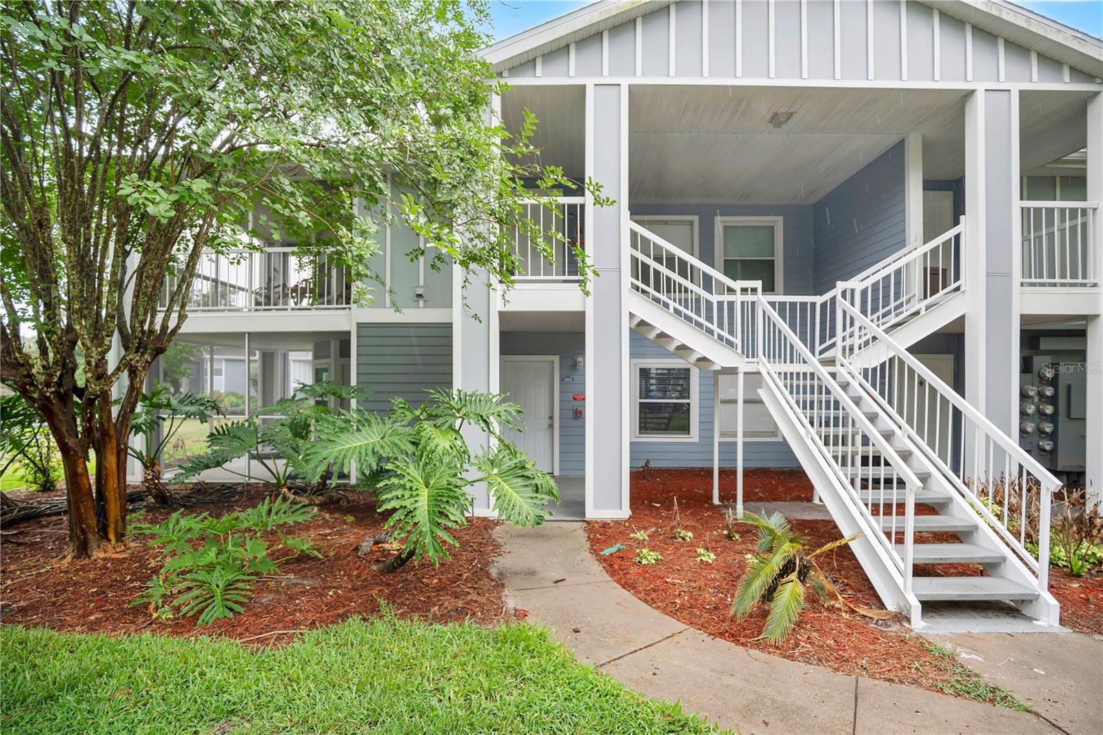 2592 Grassy Point Drive, FL