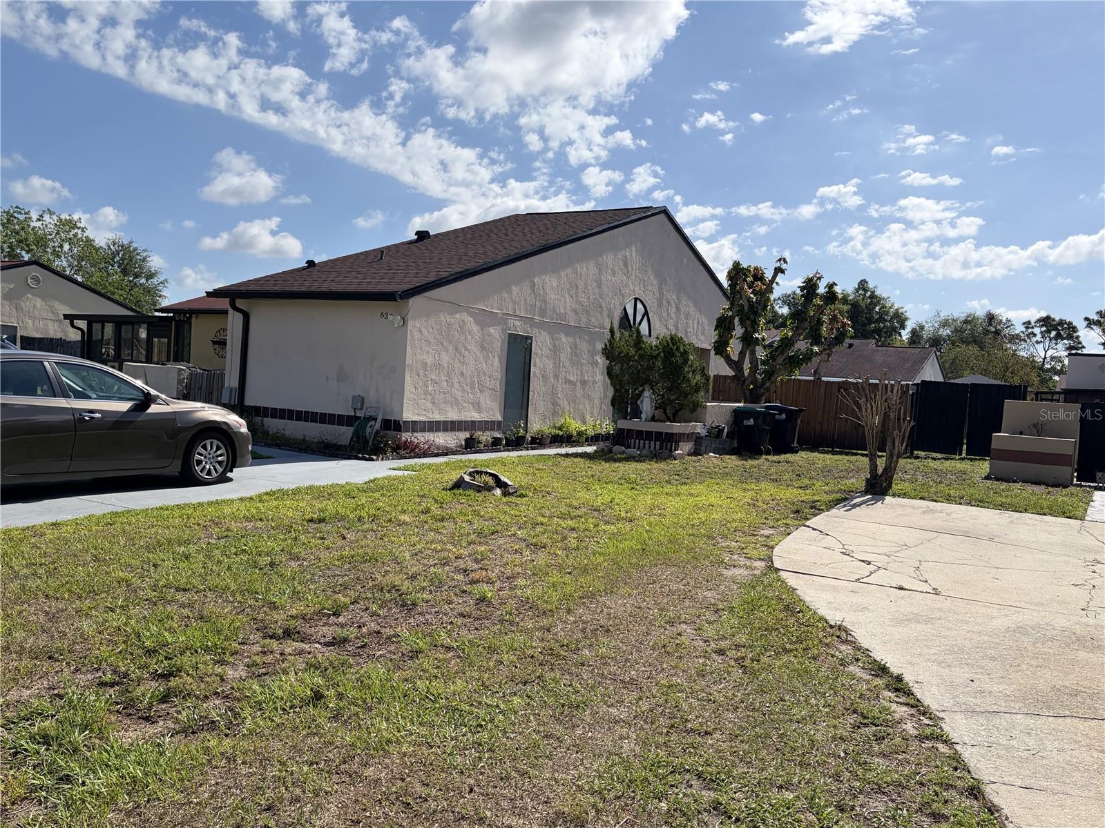 639 Golden Sunshine Circle, FL