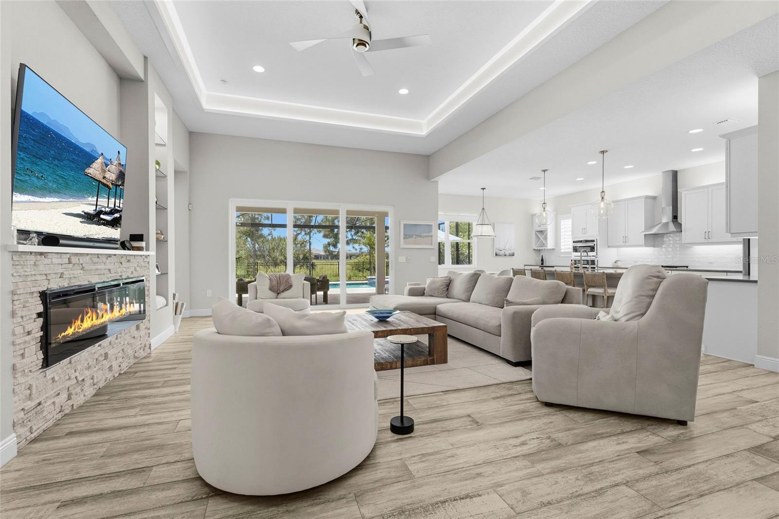 733 Tailwind Place, FL