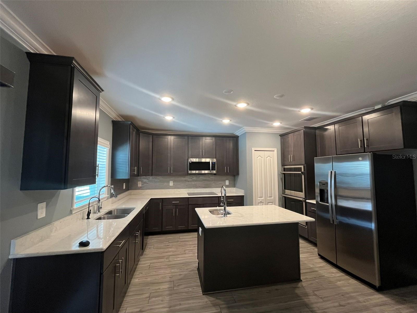 1575 Sunset Preserve Way, FL