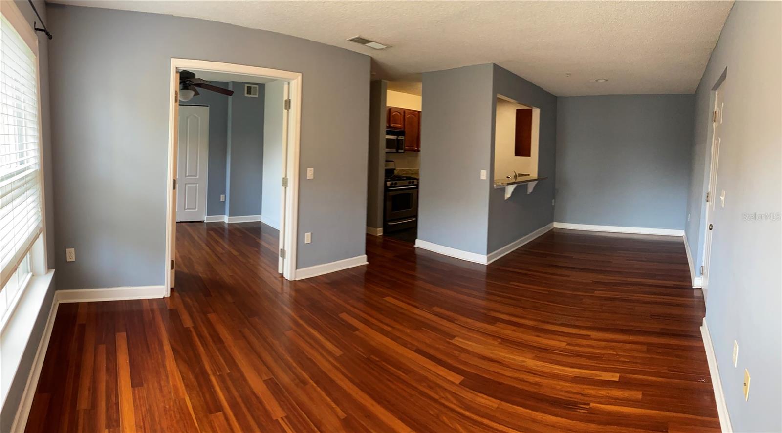 2047 Dixie Belle Drive, FL