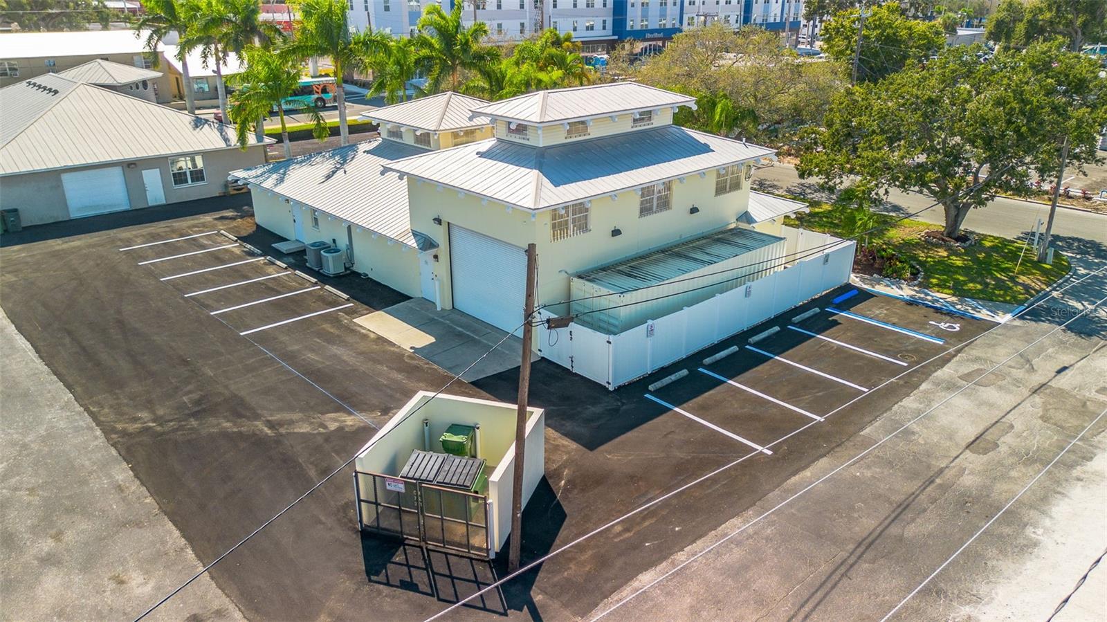525 8th Street, FL