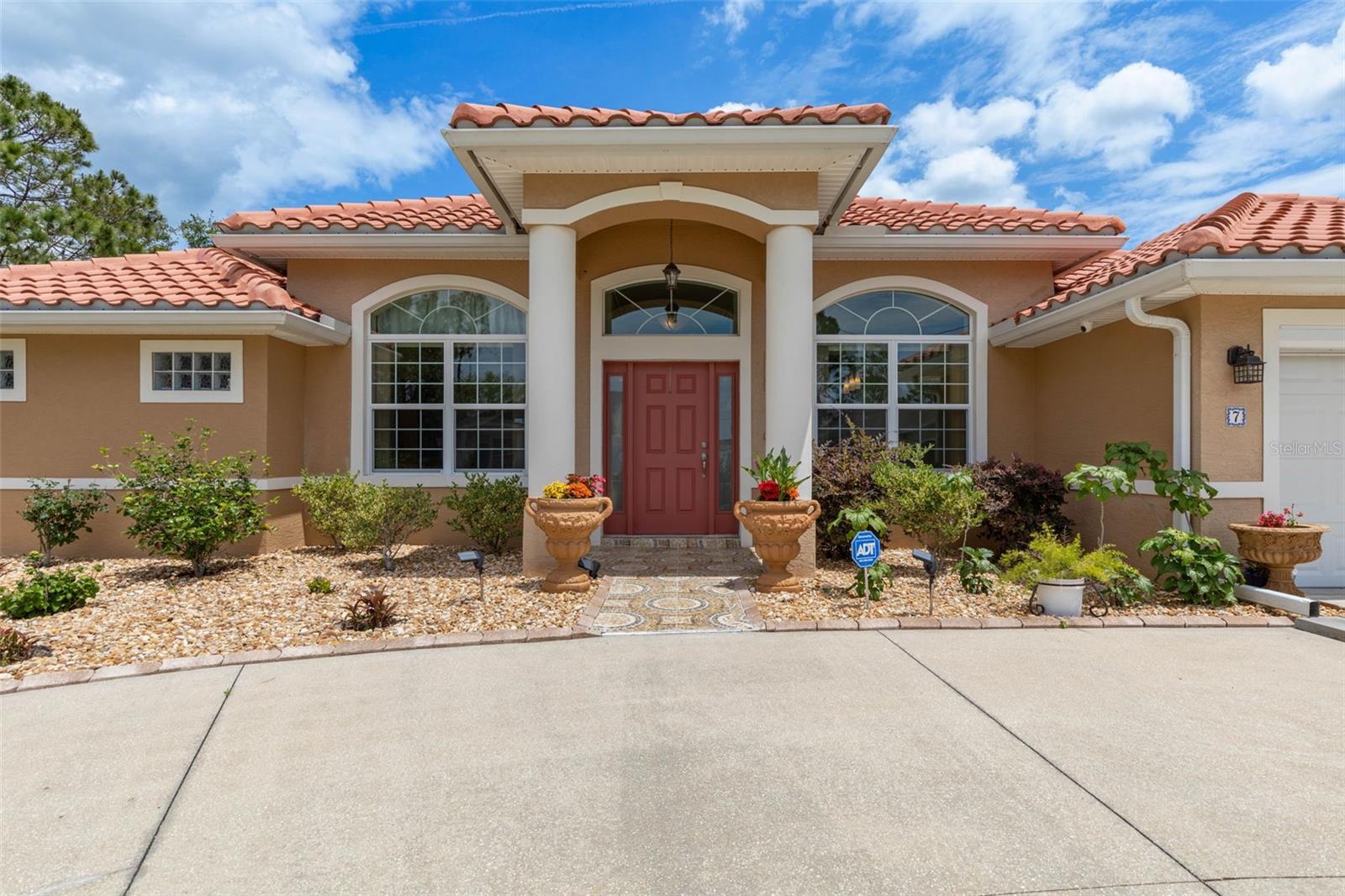 7 Flint Hill Lane, FL