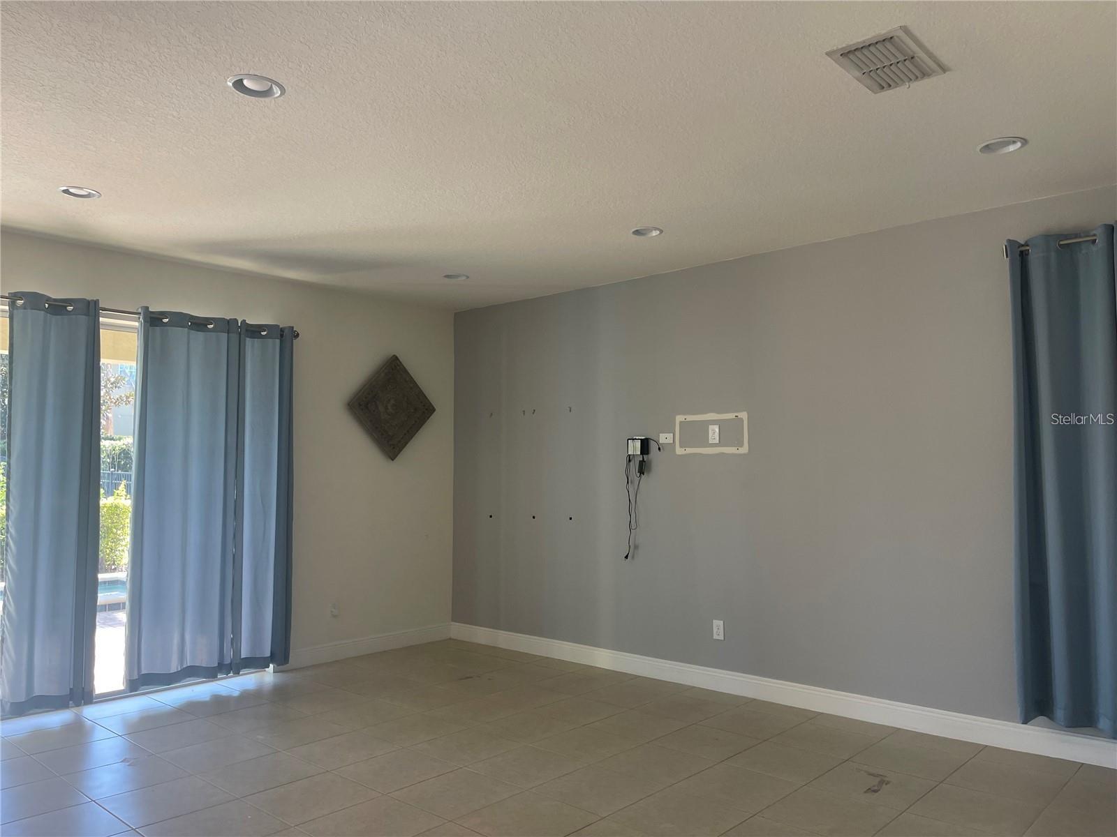 210 Pendant Court, FL