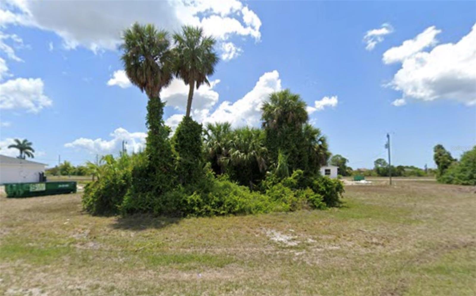 2748 6th Place, FL