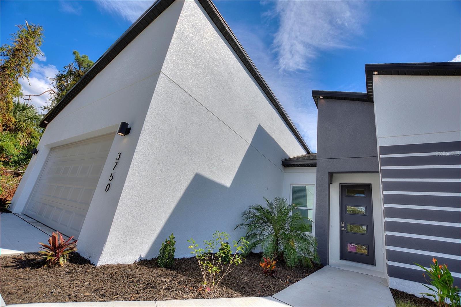 3707 Fontainebleau Street, FL