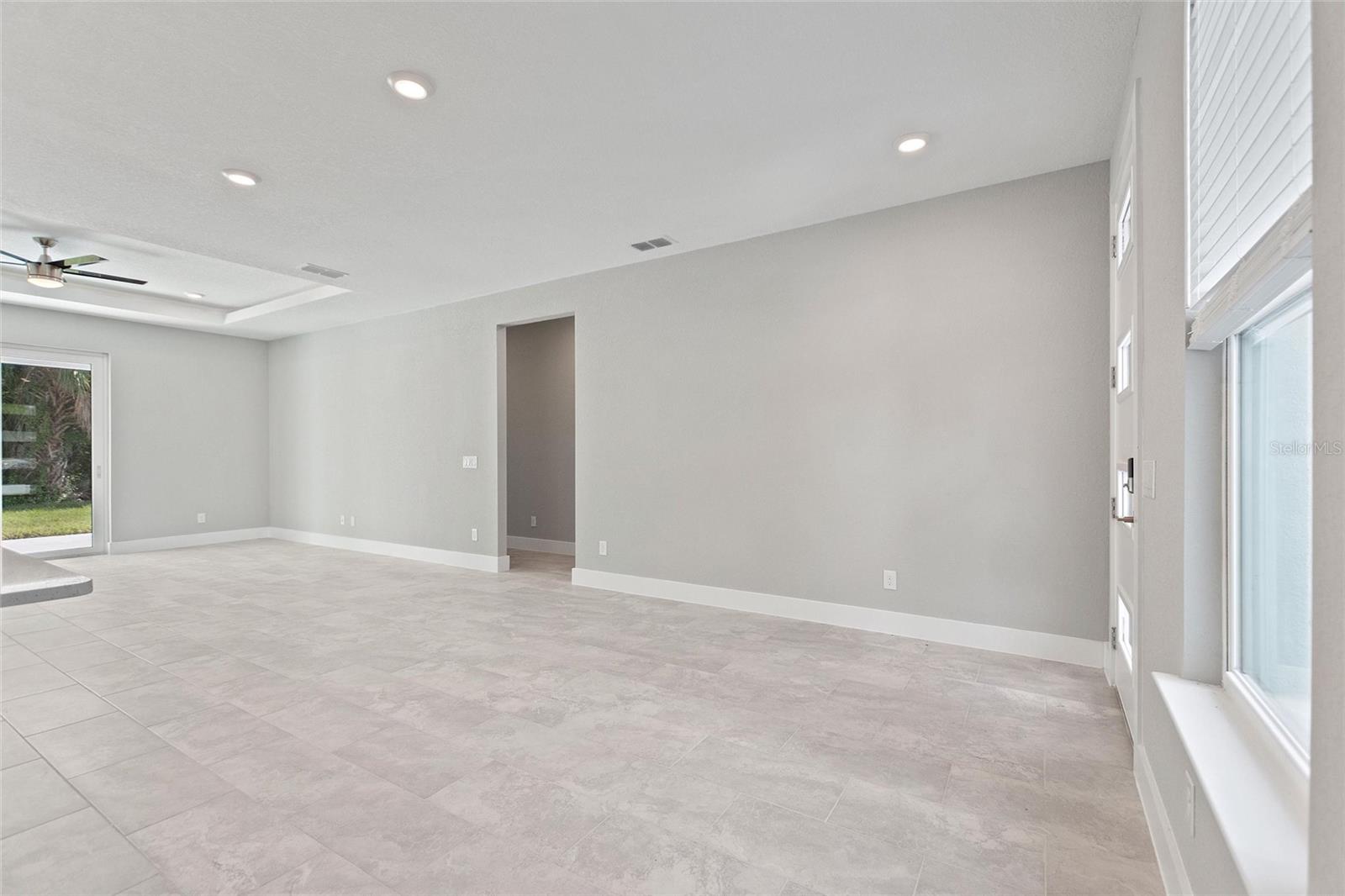 3707 Fontainebleau Street, FL