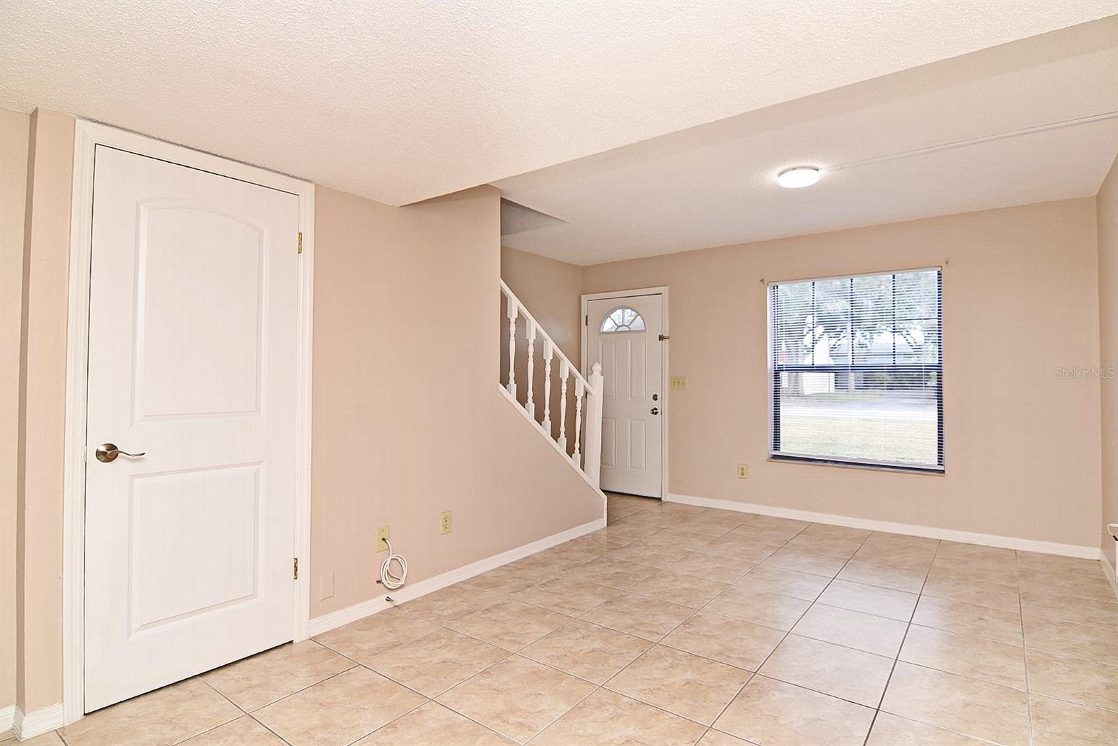 2720 Gray Fox Lane, FL
