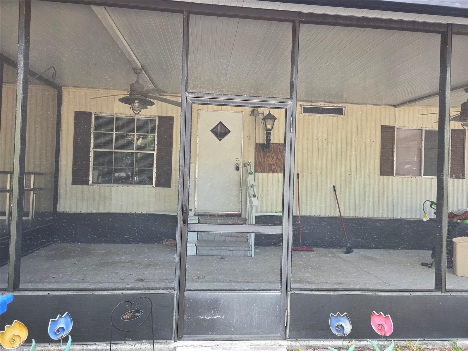 8828 Kanawha Road, FL