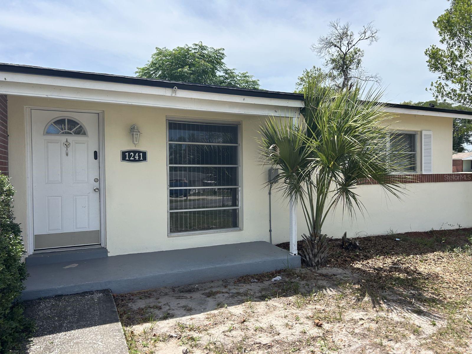 1241 Pilgrim Rd, FL