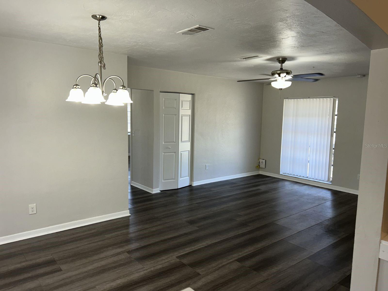 1241 Pilgrim Rd, FL