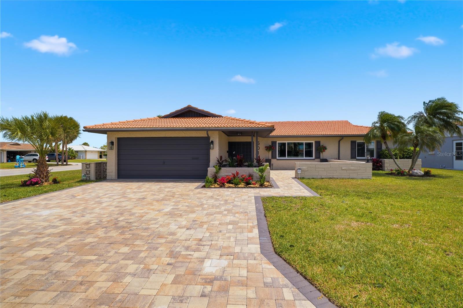 5016 Dory Drive, FL