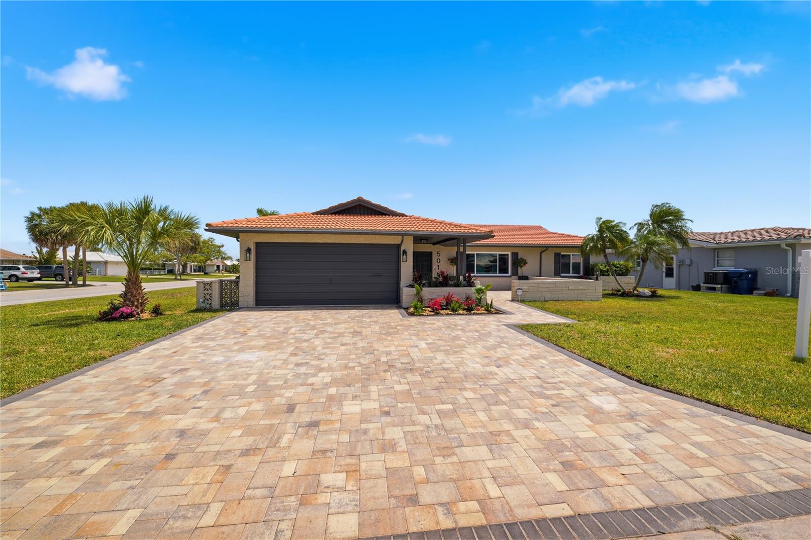 5016 Dory Drive, FL