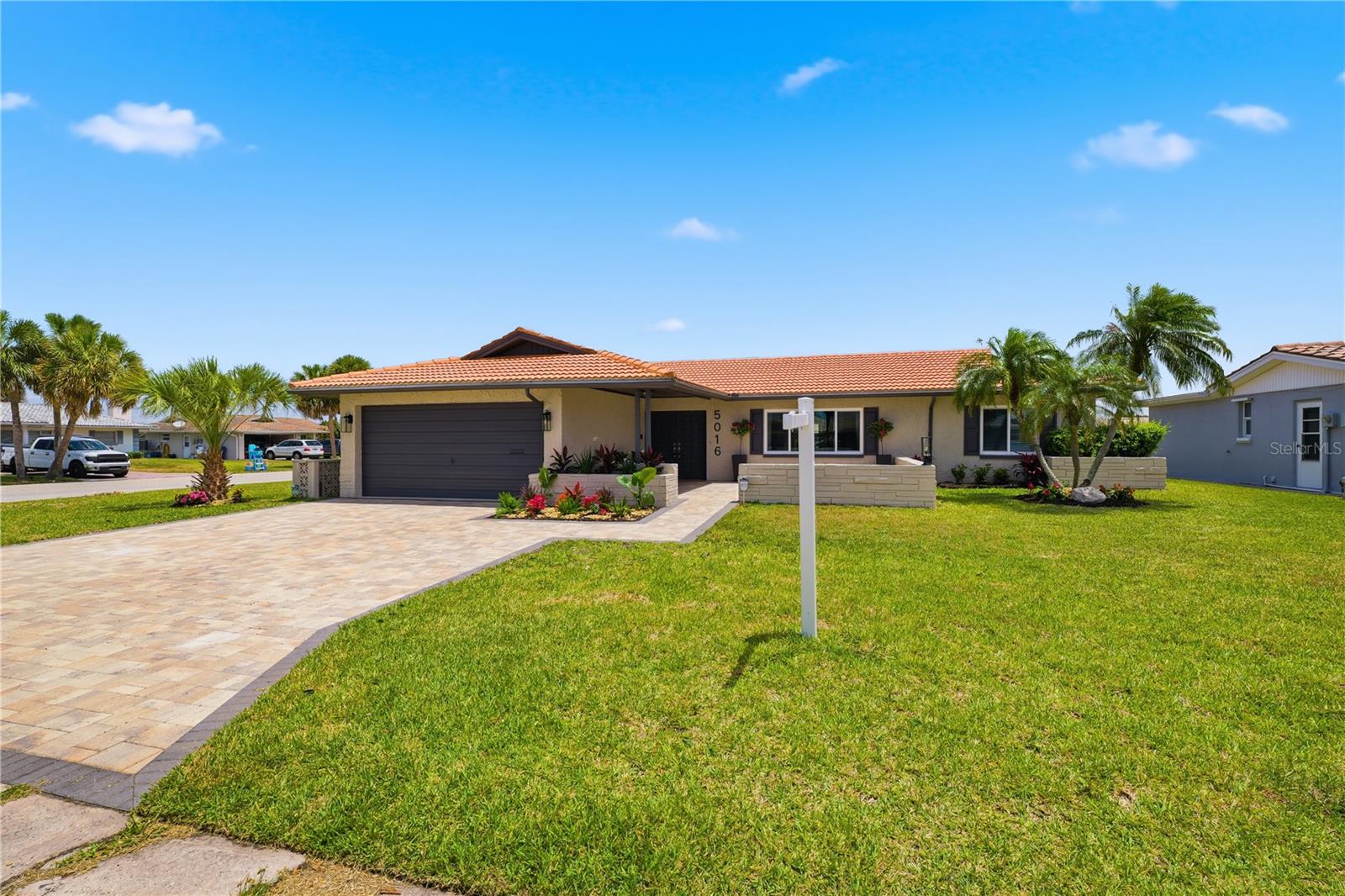 5016 Dory Drive, FL