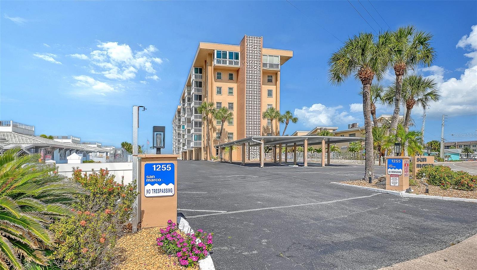 1255 Tarpon Center Drive, FL