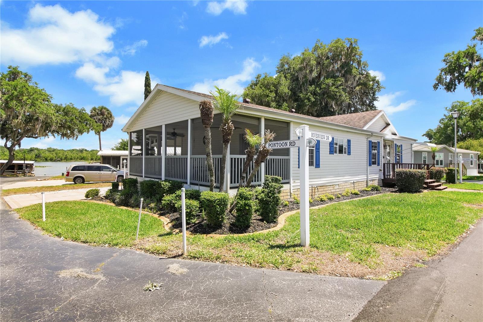 15 Riverview Drive, FL