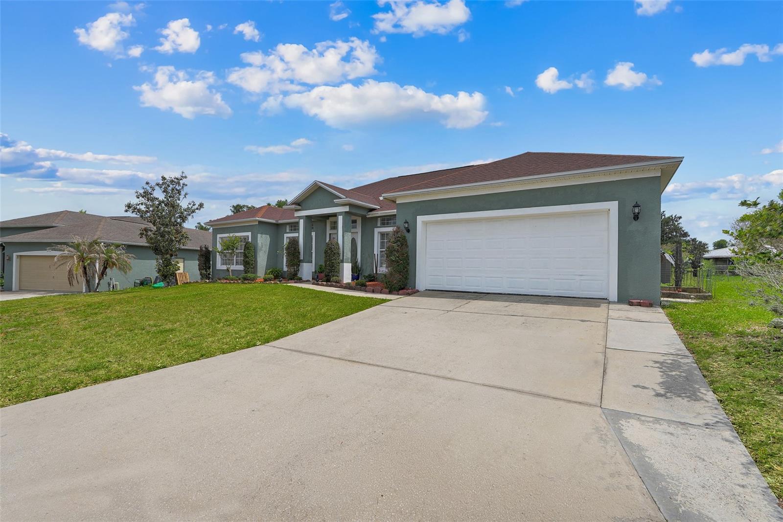 2735 Berkford Circle, FL