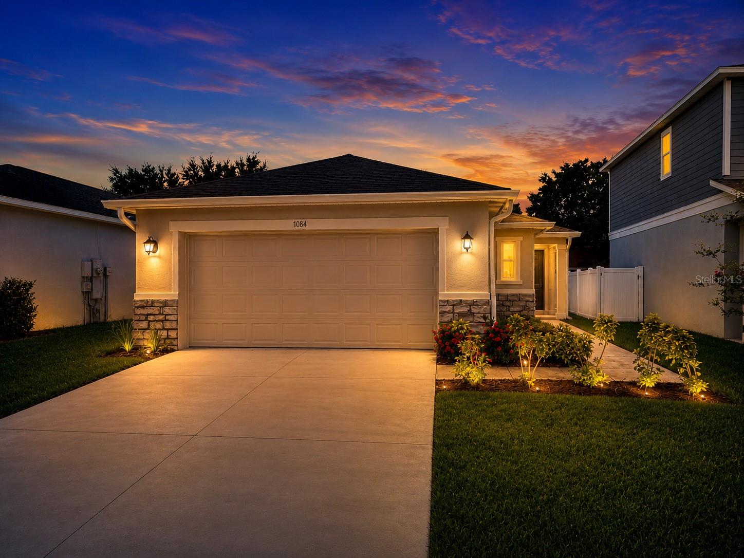 1084 Papaya Circle, FL