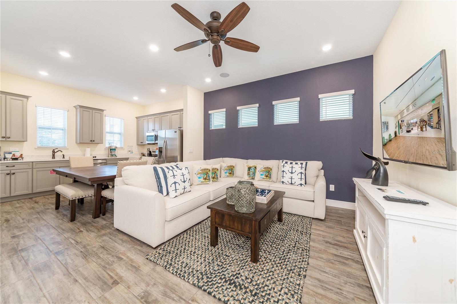 8056 Lost Shaker Lane, FL