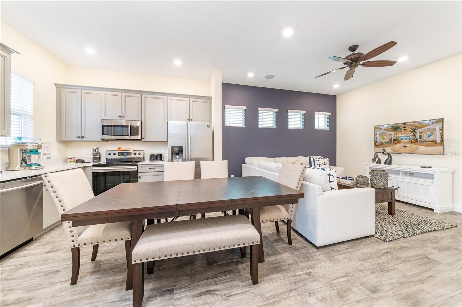 8056 Lost Shaker Lane, FL