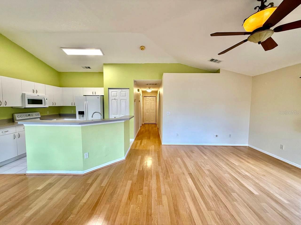 6807 Kingston Drive, FL