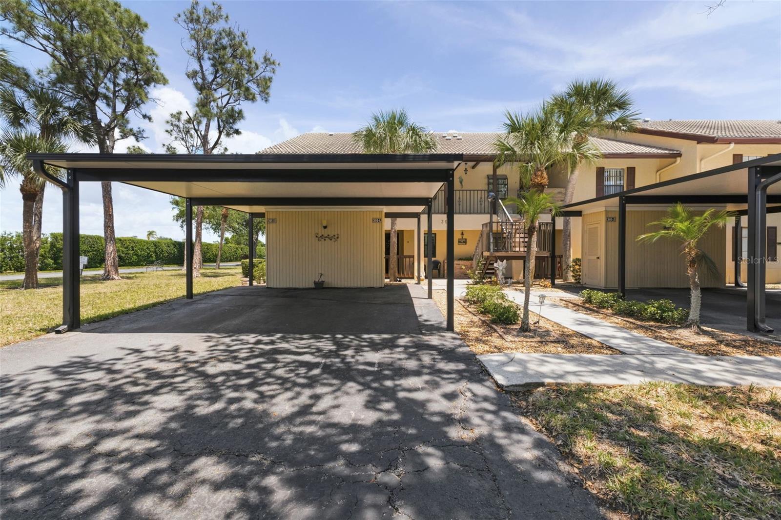 305 Mission Trail, FL