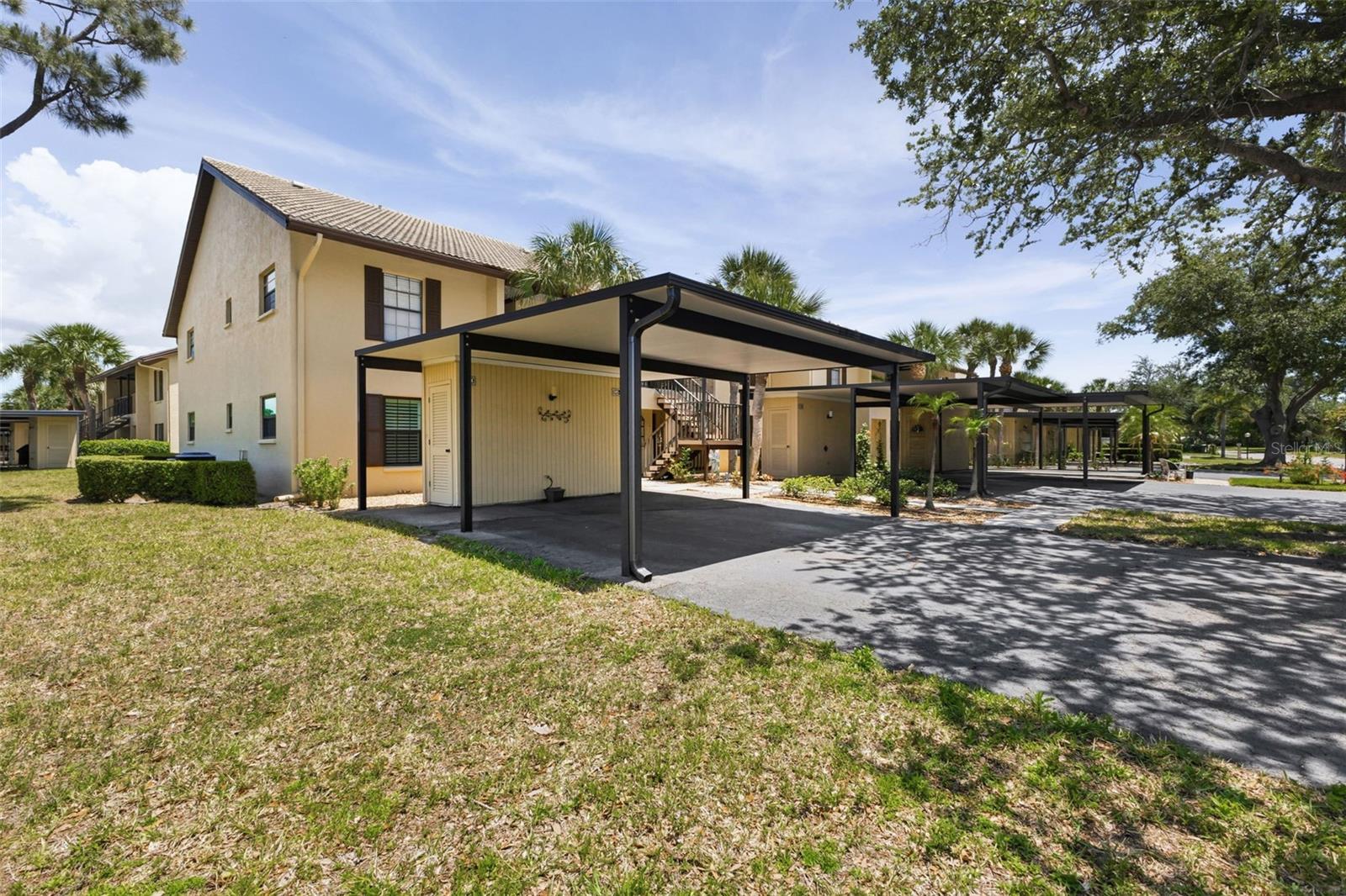 305 Mission Trail, FL