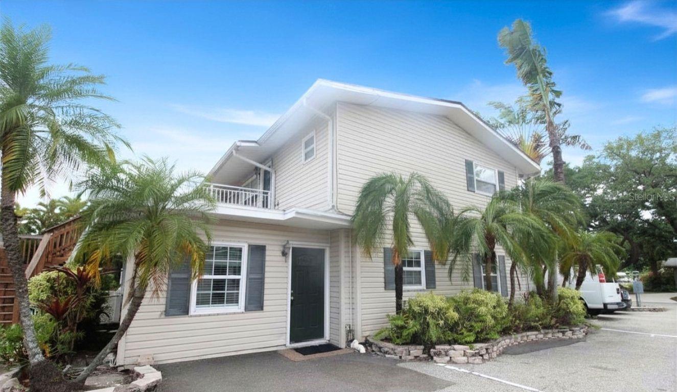 1638 Redwood Street, FL