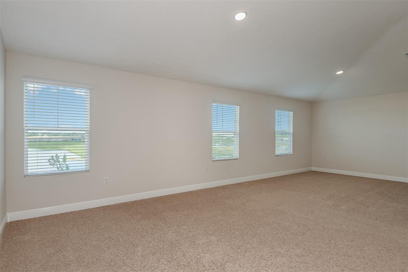 9886 Annunciation Drive, FL