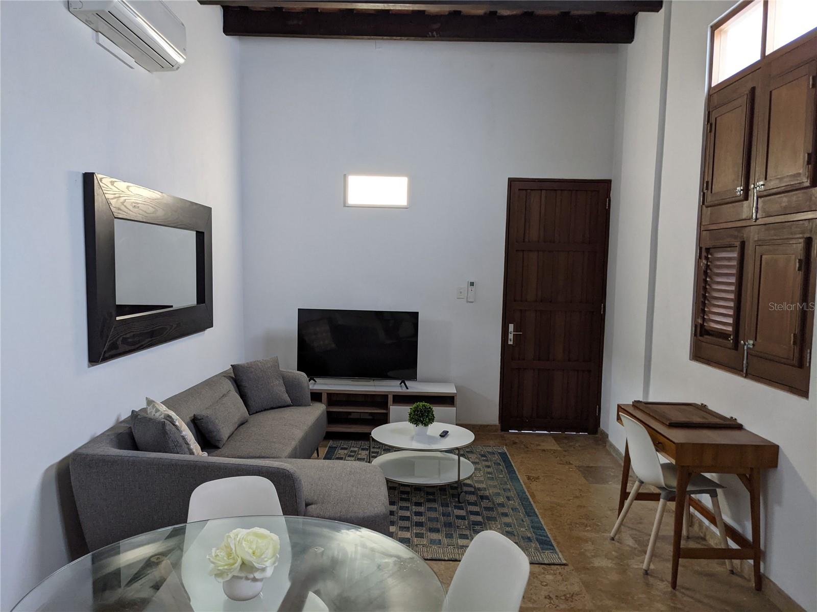 253 Luna St., PR