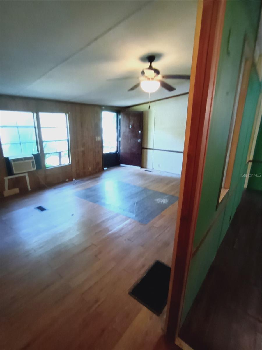 3128 Cr 418, FL