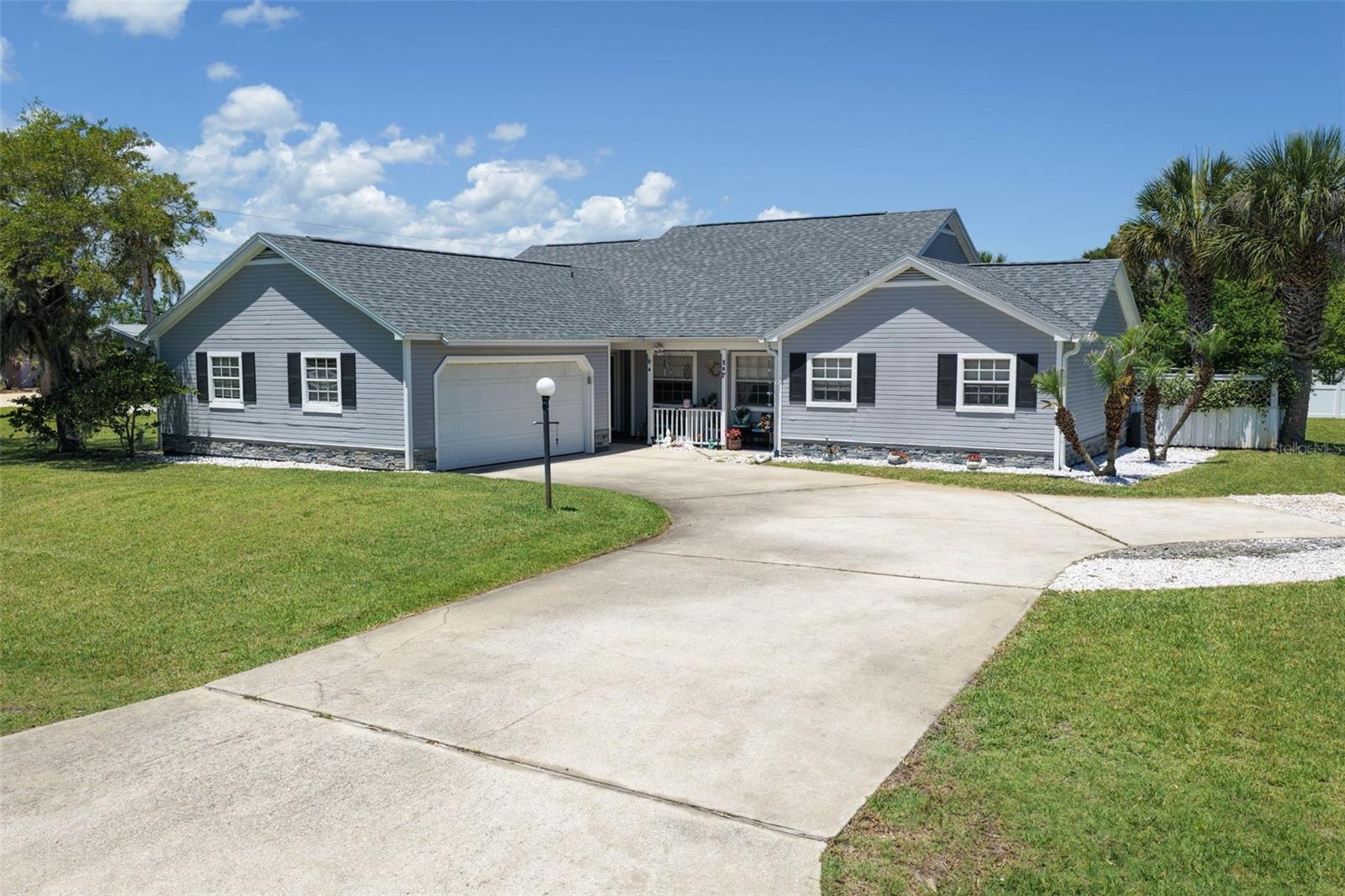 1 Crystal Way, FL