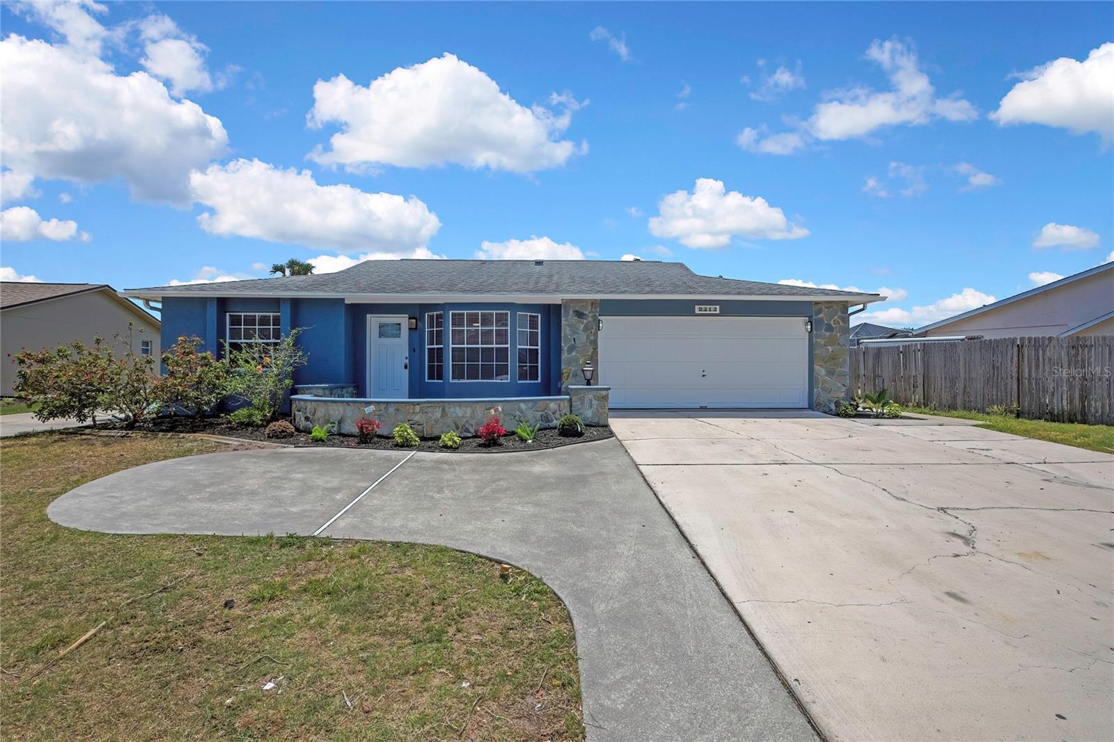 9312 Lake Christina Lane, FL