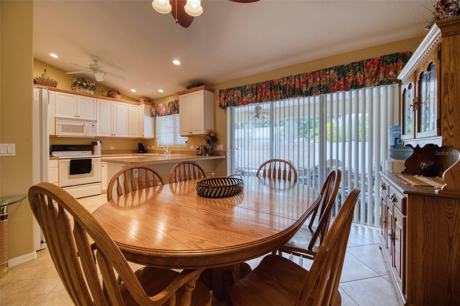 541 Falkland Road, FL