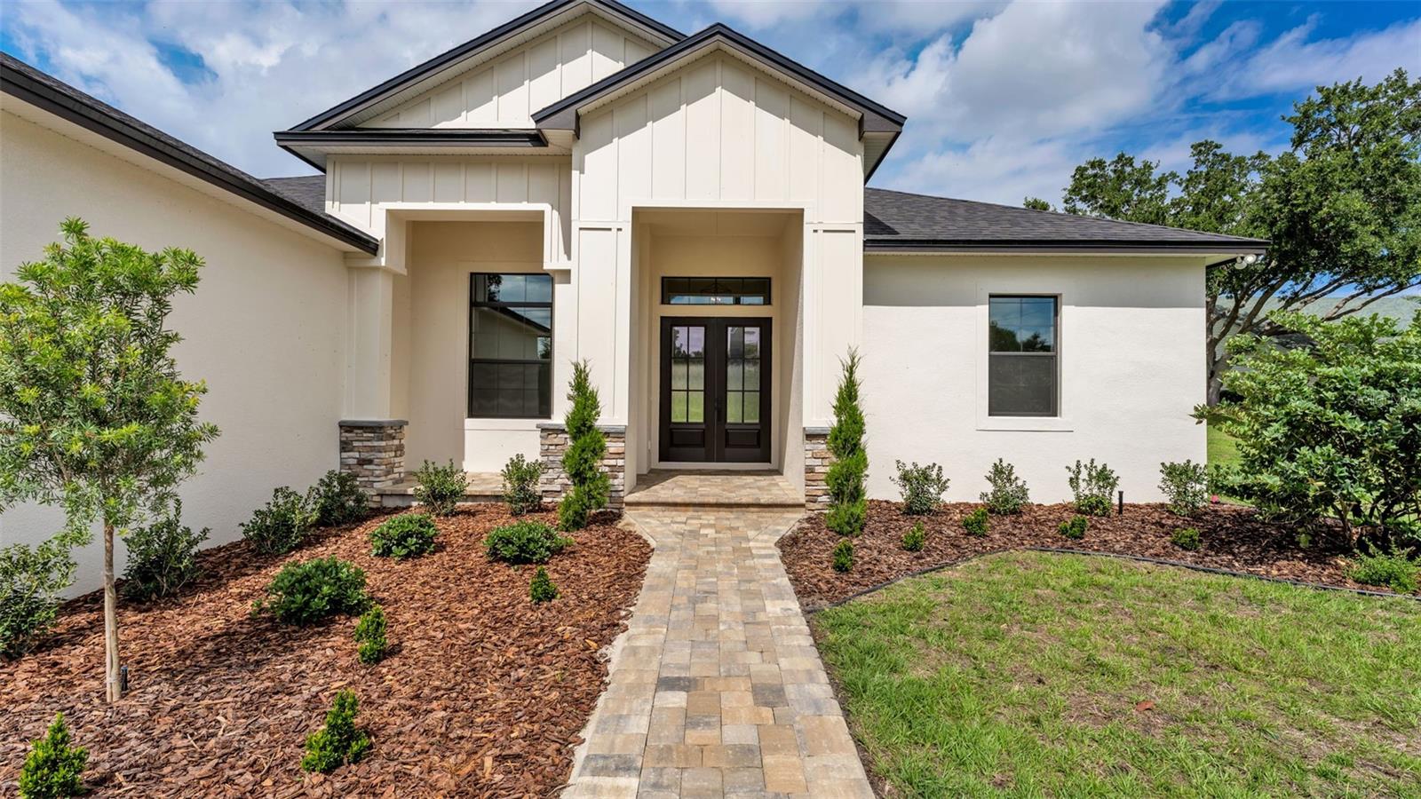 6827 Lakeland Highlands Road, FL