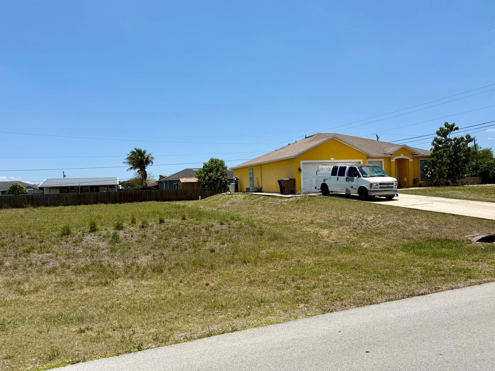4517 7th Street, FL