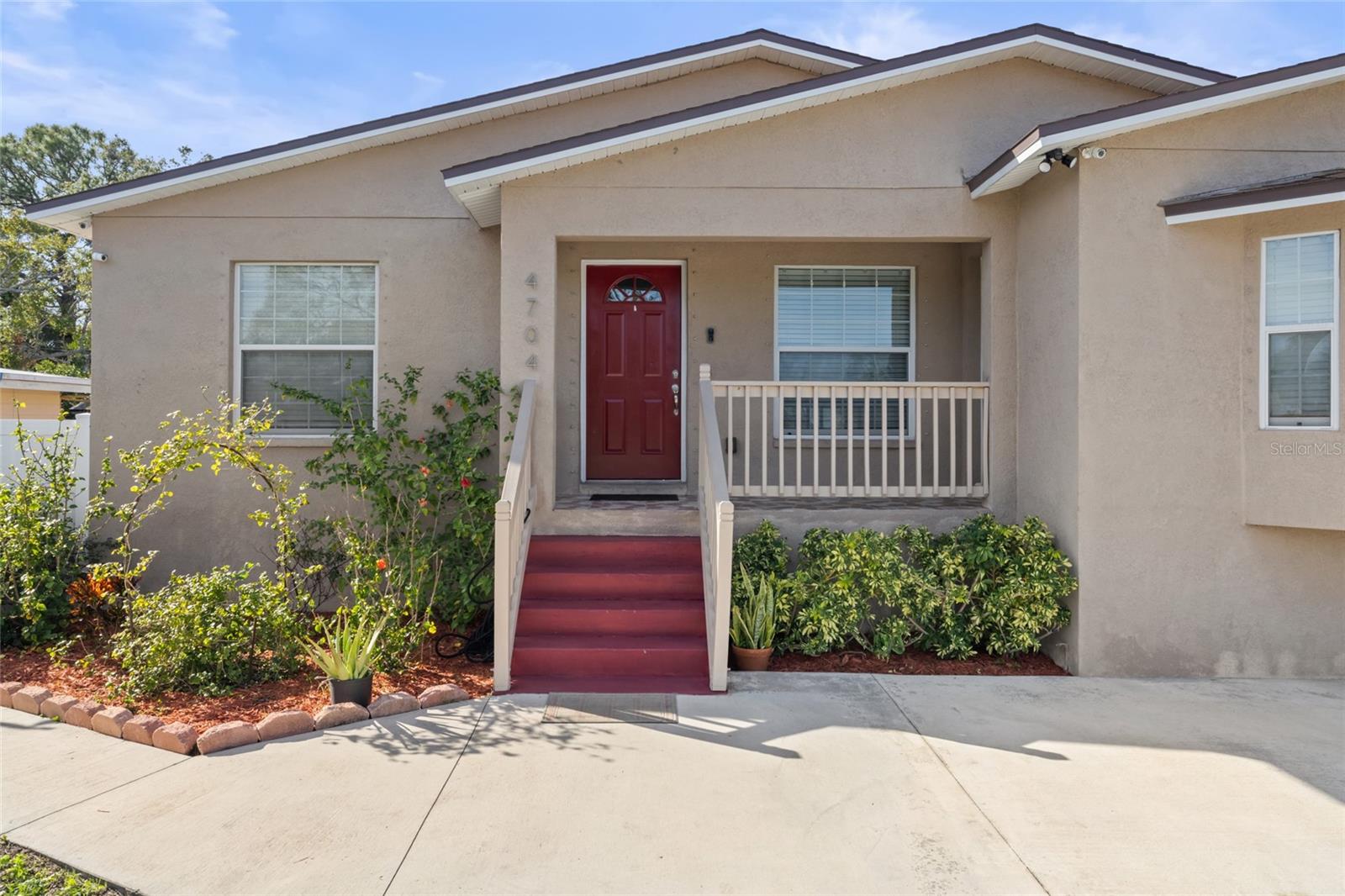 4704 Town N Country Boulevard, FL