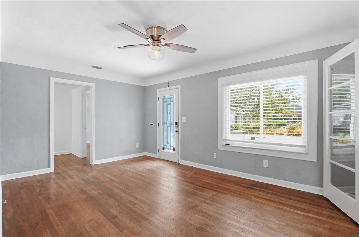 3145 8th Avenue, FL