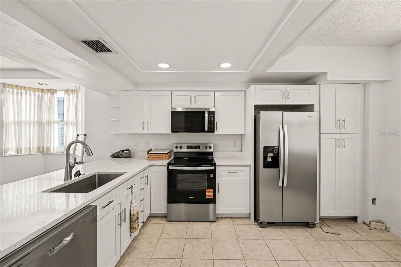 6205 Shoreline Drive, FL